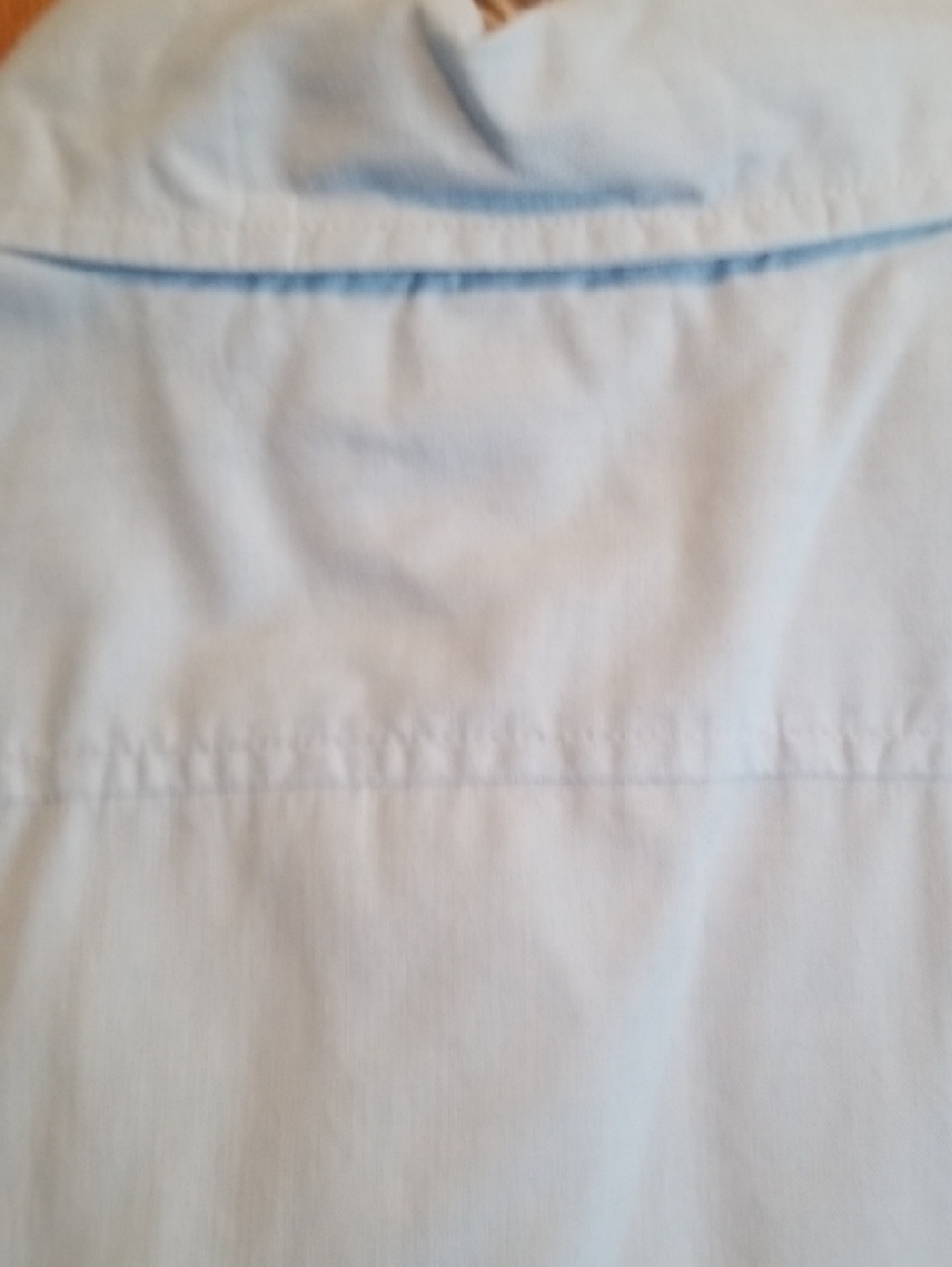 Tommy Hilfiger Light Blue Short-Sleeve Button Down Shirt, Size XL - Picture 6 of 7